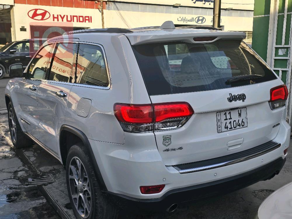 جيب جراند شيروكي